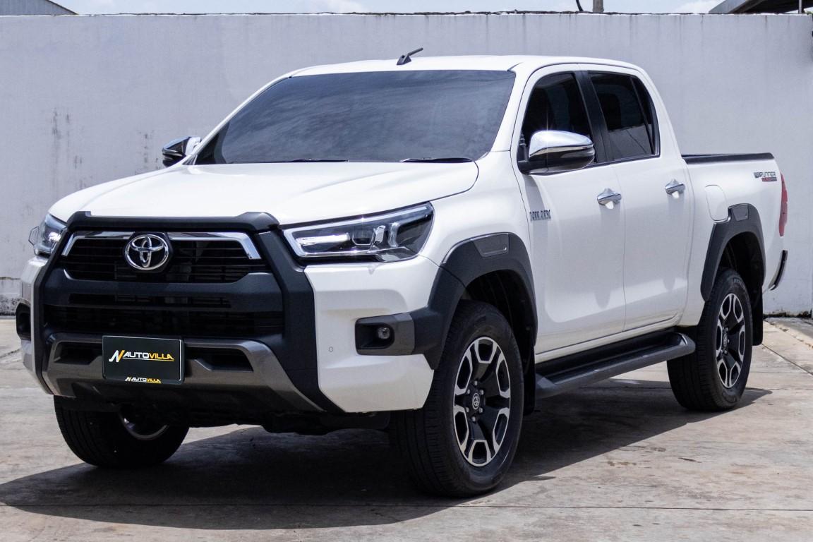 Toyota Hilux Revo Doublecab 2.4 Mid Prerunner M/T 2023 *LK0506*