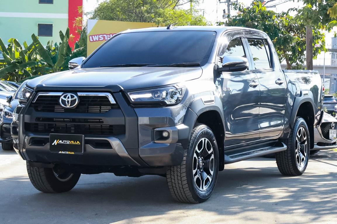 Toyota Hilux Revo Doublecab 2.4 Mid Prerunner A/T MNC 2023 *LK0579*