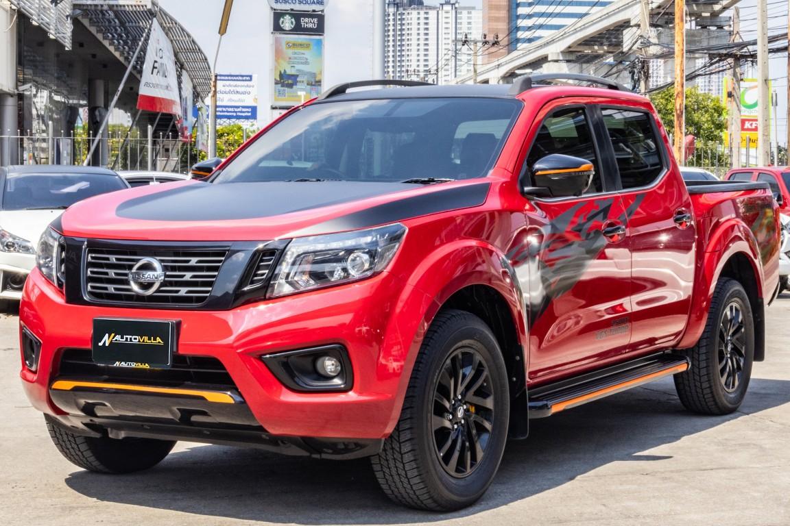 Nissan Navara NP300 2.5EL Doublecab Black Edition II A/T 2020 *LK0629*