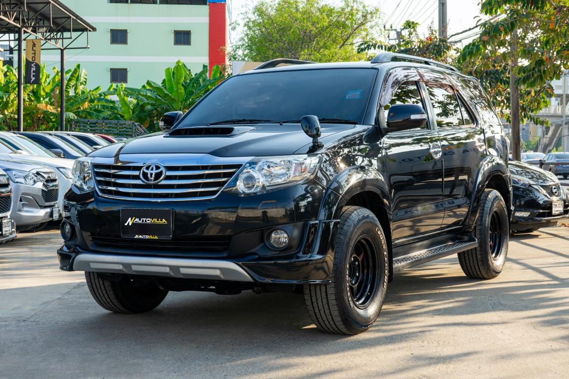 Toyota Fortuner 2.5V 2014 LK0829