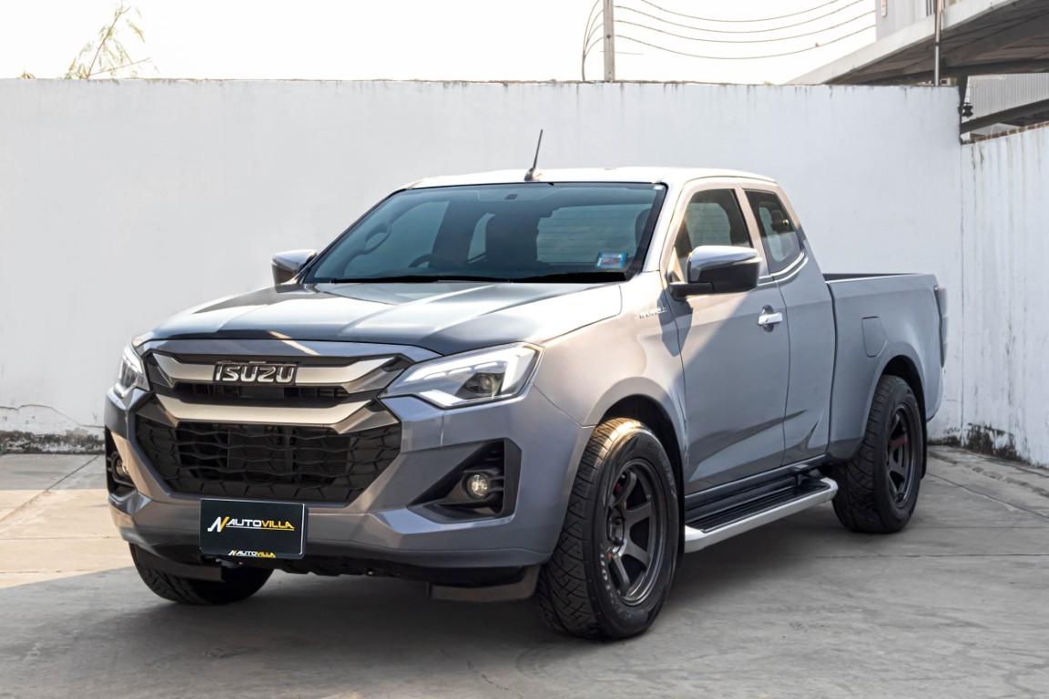 Isuzu Dmax Spacecab Hilander 1.9 L MNC M/T  2024 LK0852