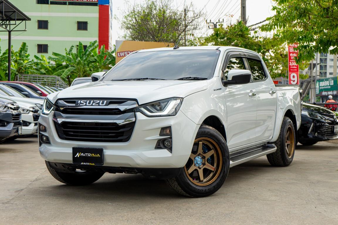 Isuzu Dmax Cab4 Hilander 1.9 L DA M/T 2023 RK2405