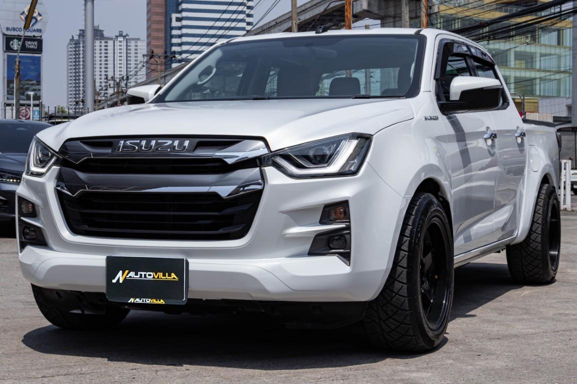 Isuzu Dmax Cab4 Hilander 1.9Z M/T 2022 SK2382