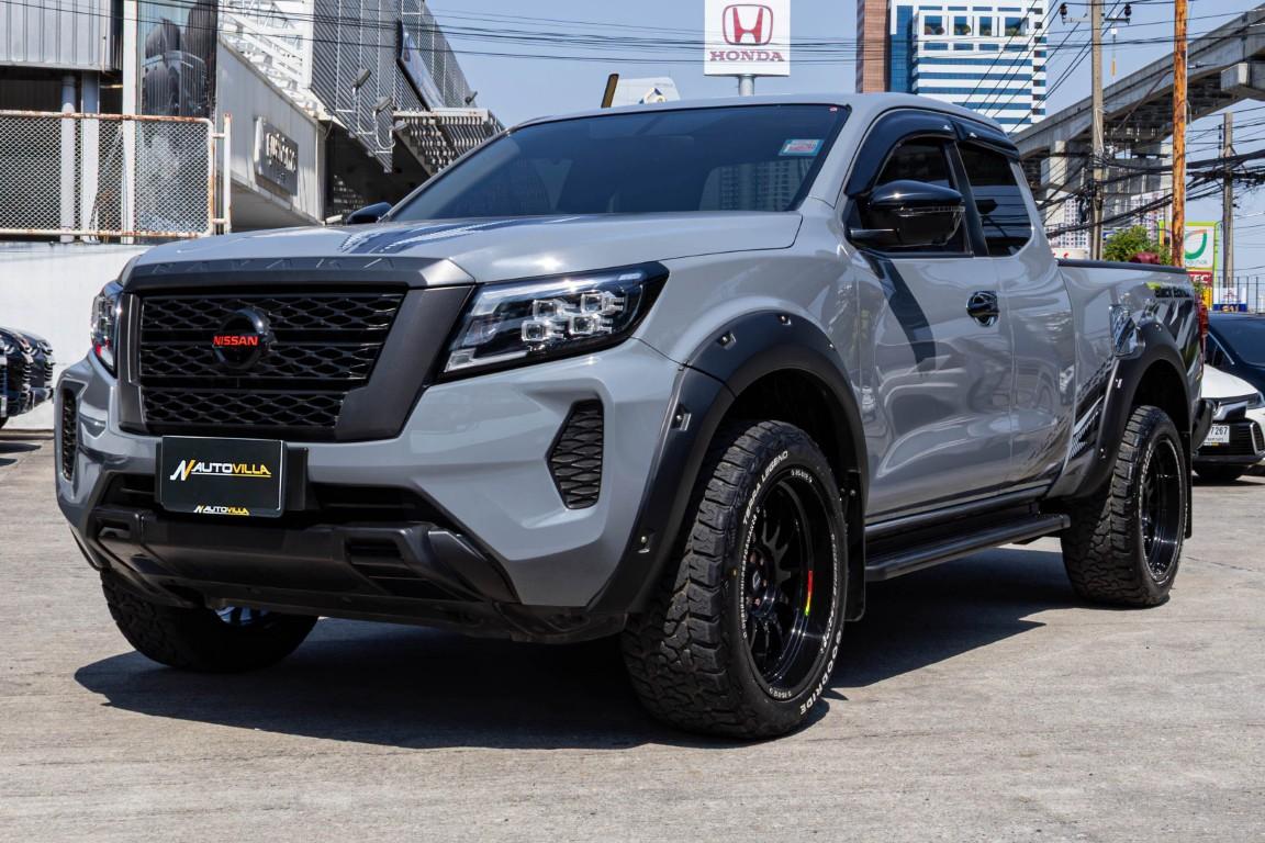 Nissan Navara 2.3E Kingcab Calibre Black Edition M/T 2023 RK2430