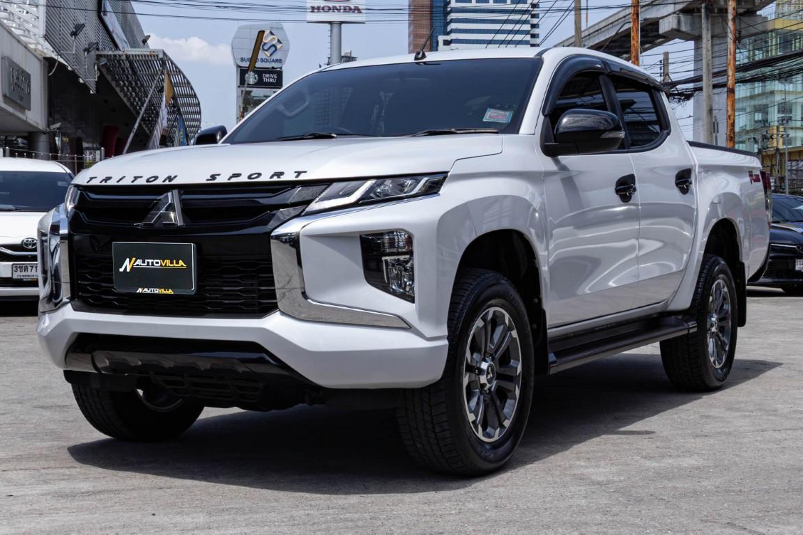 Mitsubishi Triton Doublecab 2.4 GLS Plus A/T 2023 SK2414