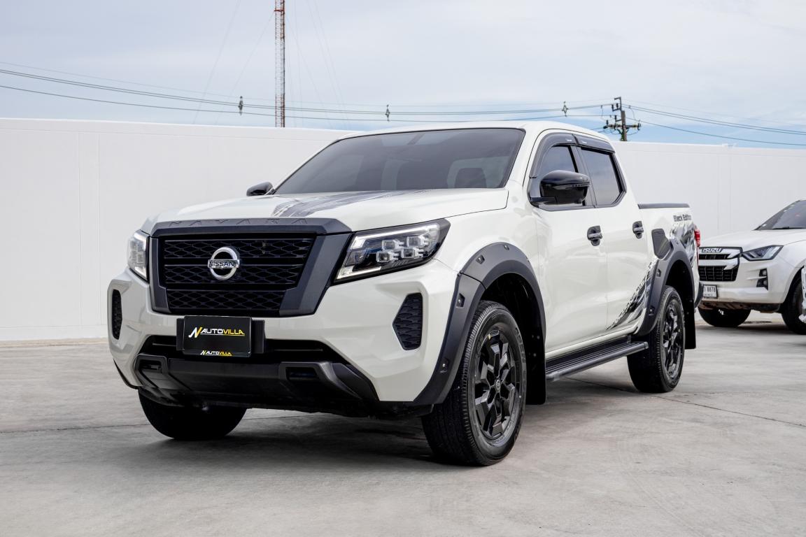 Nissan Navara 2.3E Doublecab Calibre Black Edition M/T 2023 NM0032