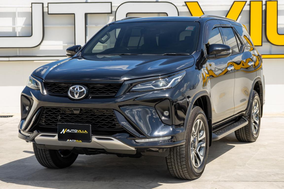 Toyota Fortuner 2.4G Leader 2025 NM0053
