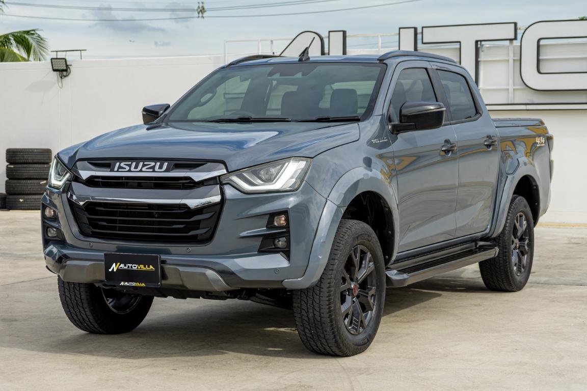 Isuzu Dmax Cab4 3.0M Vcross 4WD A/T 2024 NM0072