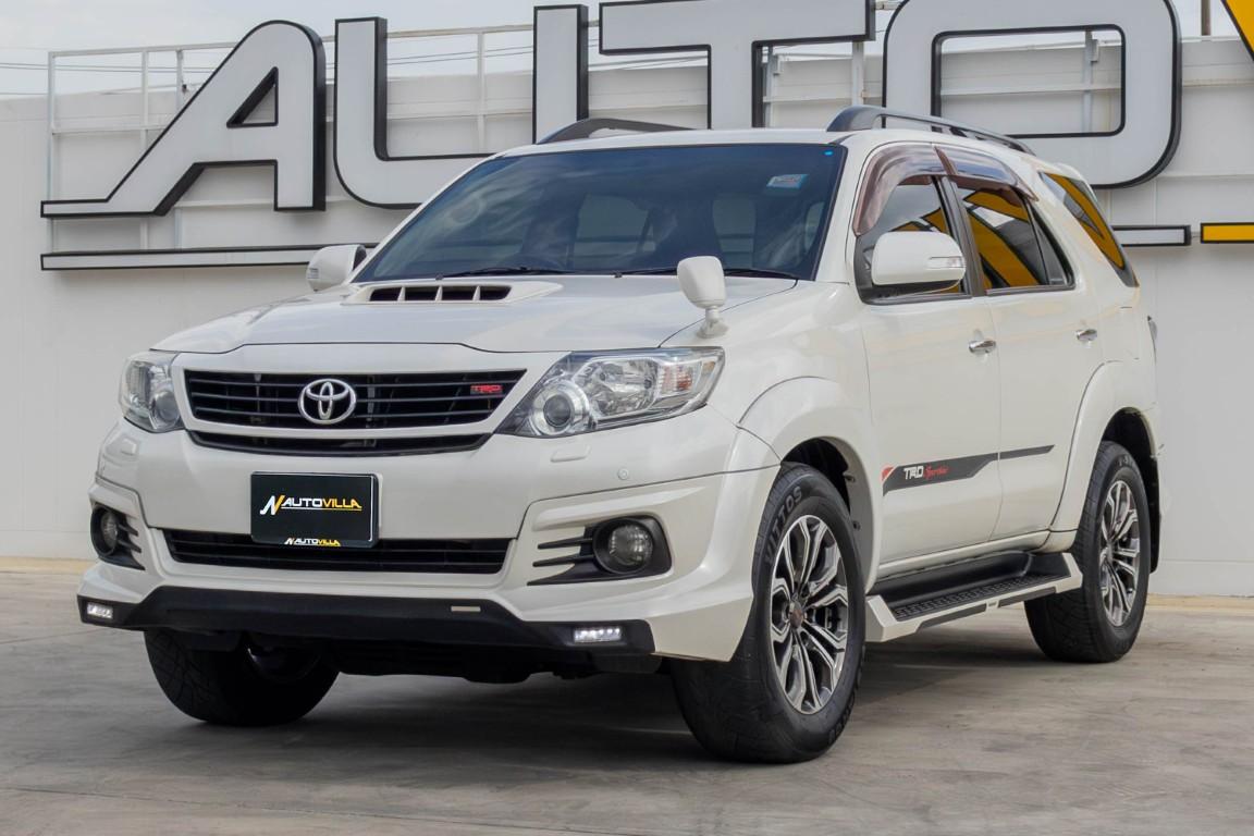 Toyota Fortuner 3.0 Trd Sportivo 4WD A/T 2015 LK0968