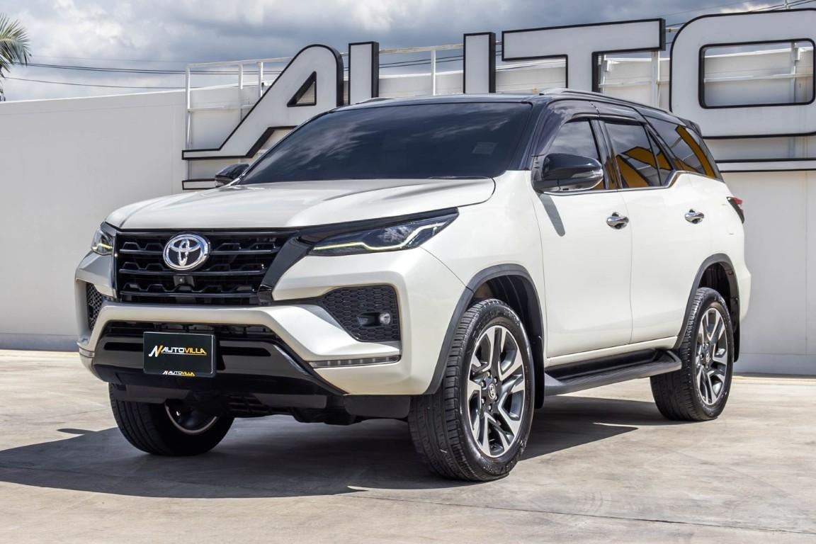 Toyota Fortuner 2.4 Commander 2022 NM0120