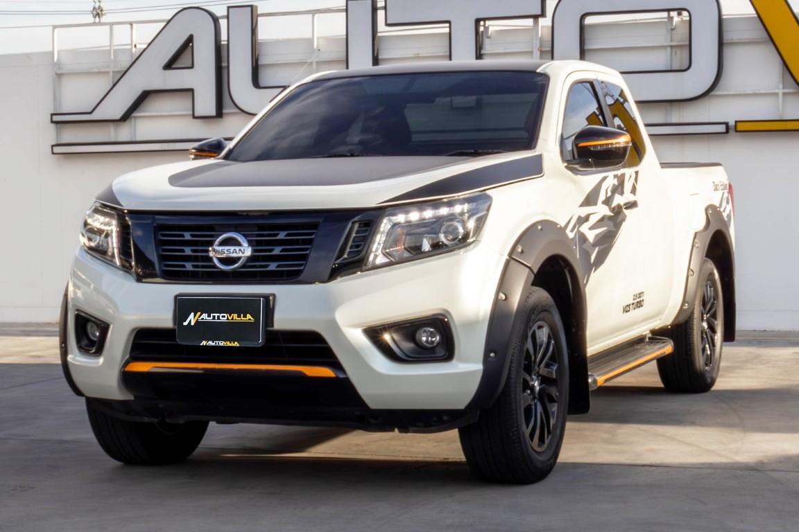Nissan Navara 2.5E Kingcab Calibre Black Edition II M/T 2019 LK1010